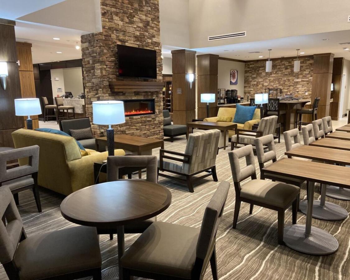 Staybridge Suites - Denton By Ihg Exterior foto